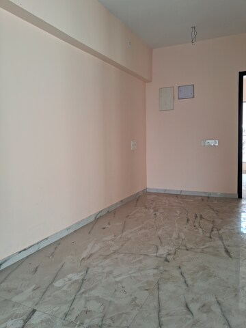 Room in 2 BHK Apartment at Jawahar Nagar CHS Goregaon, Goregaon West – for Sale
