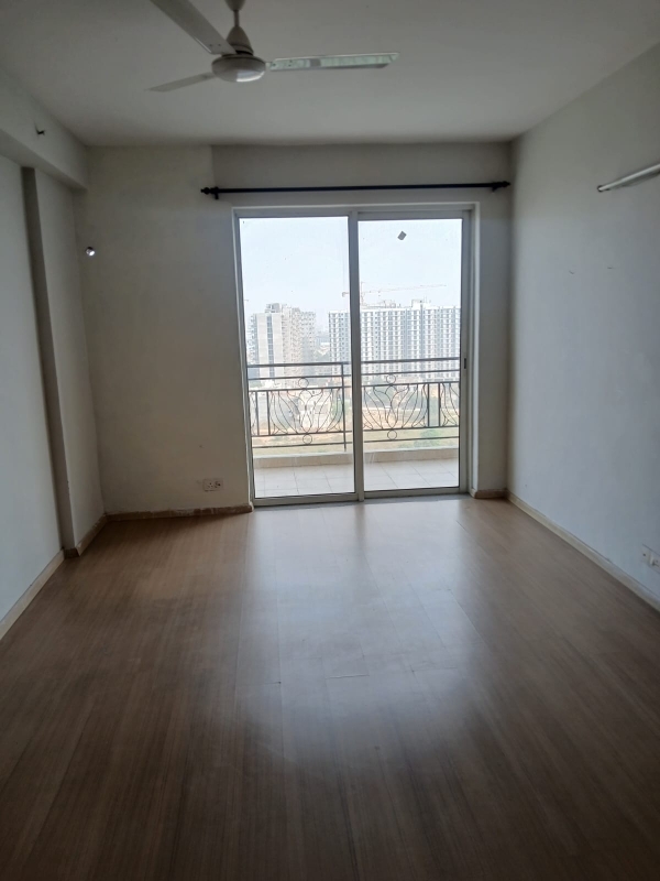 3 BHK + Extra Room Apartment For Sale in SS The Coralwood