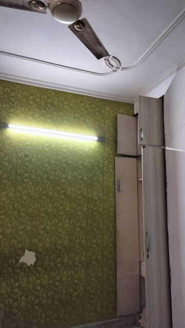 Furnished Amenities in 2 BHK Builder Floor at Ignou Road – for Rent
