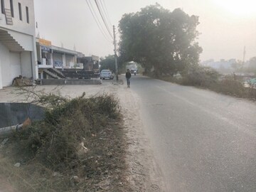  Land – Exterior View View at Takrohi - for Sale