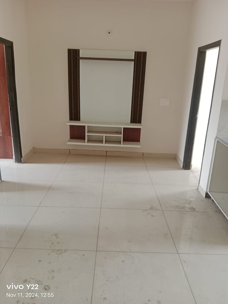 Room, sunny enclave 3 Bedroom 125 Sq.Yd. Apartment In Sunny Enclave Mohali 8058333