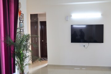 Tv Room in  Pg at Delhi Gurgaon Expressway – for Rent