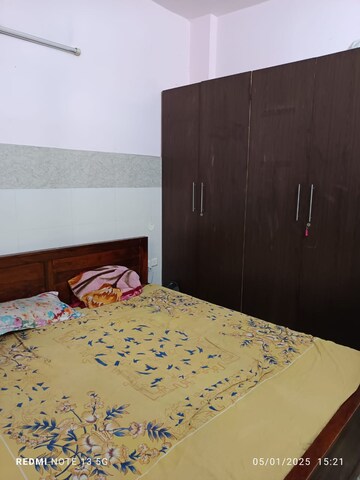 Bedroom in 3 BHK Builder Floor at Ardee City, Sector 52 – for Rent