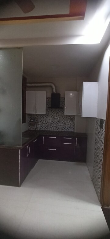 Kitchen in 2 BHK Builder Floor at Niti Khand I – for Rent