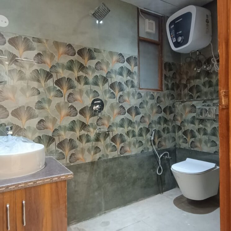 Bathroom, anamika-enclave 4 Bedroom 1500 Sq.Ft. Builder Floor In Prem Nagar 2 Gurgaon 8058422