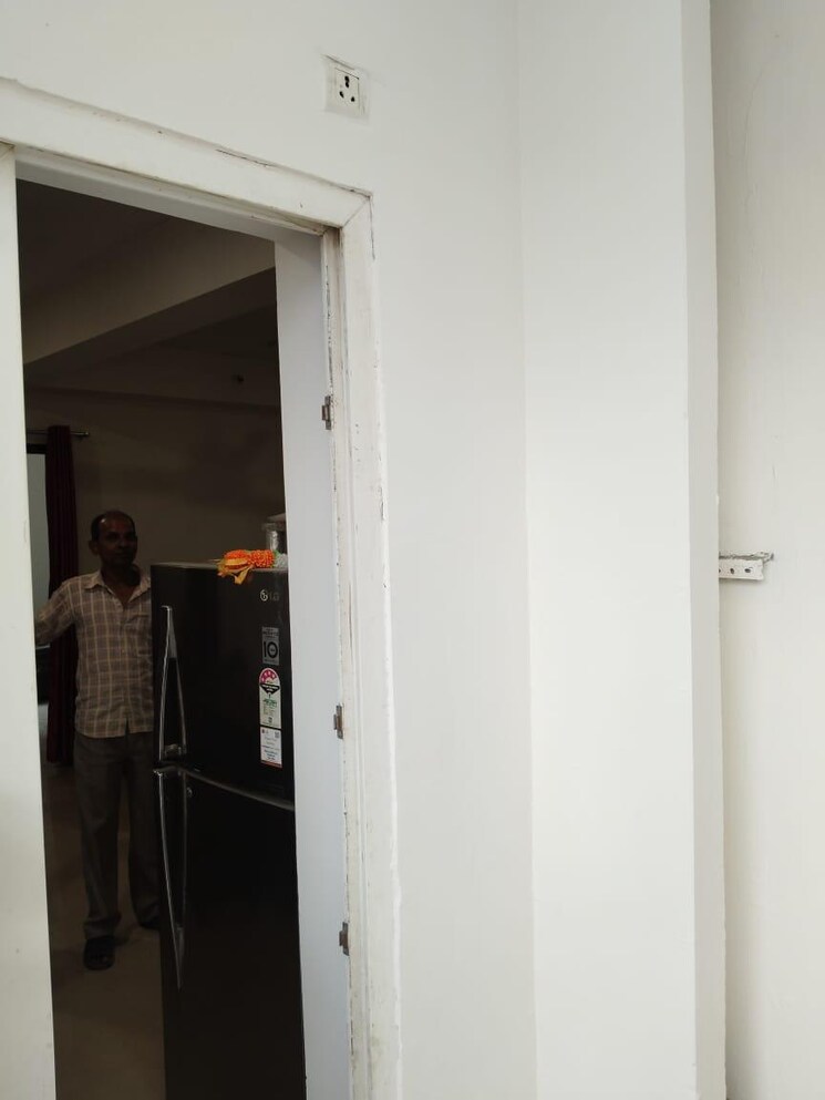 undefined, gaur-city-2-14th-avenue 2 Bedroom 985 Sq.Ft. Apartment In Sector 16c Greater Noida Greater Noida 8058424