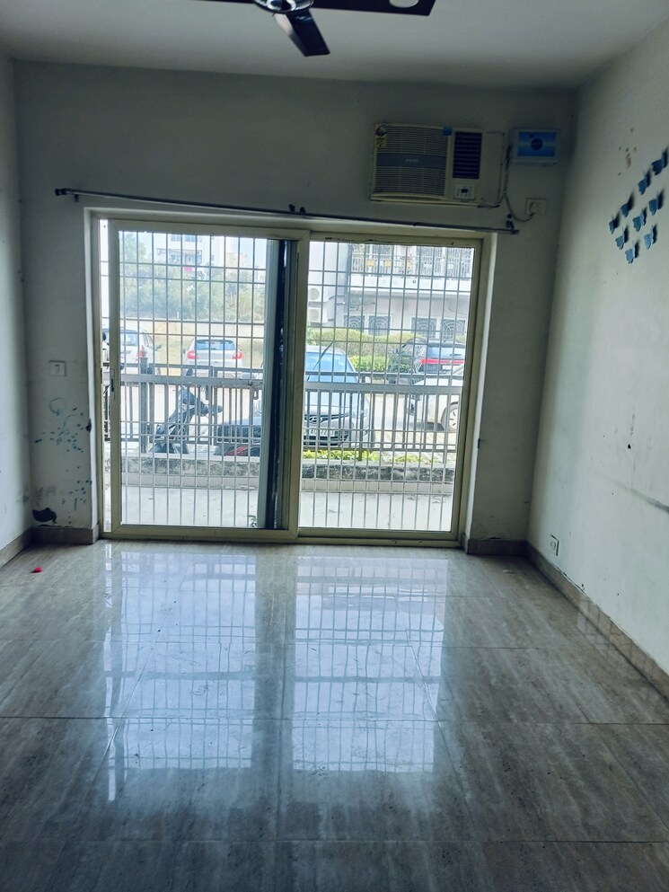 Room, puri-aman-vilas 3 Bedroom 1550 Sq.Ft. Villa In Sector 89 Faridabad 8058474