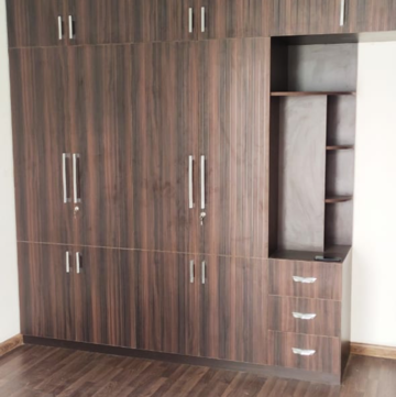 Furnished Amenities in 3 BHK Builder Floor at BPTP Amstoria, Sector 102 – for Sale
