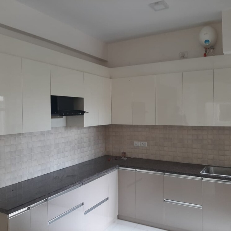 Kitchen, bptp-amstoria 3 Bedroom 2229 Sq.Ft. Builder Floor In Sector 102 Gurgaon 8058533