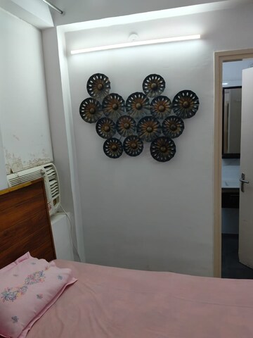 Furnished Amenities in 4 BHK Apartment at Tulip Violet, Sector 69 – for Rent