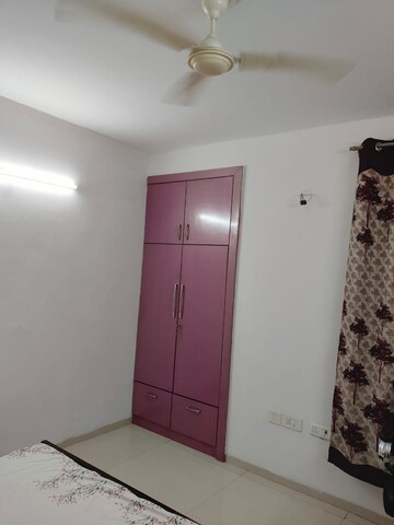 Room in 4 BHK Apartment at Tulip Violet, Sector 69 – for Rent