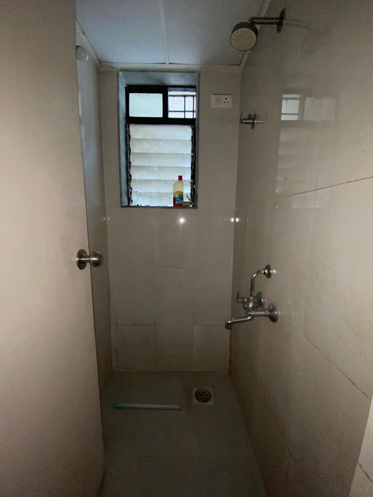Bathroom, lodha-palava-crown 1 Bedroom 499 Sq.Ft. Apartment In Dombivli East Thane 8058541