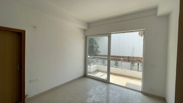 Room in 4 BHK Apartment at SS Linden, Sector 84 – for Sale