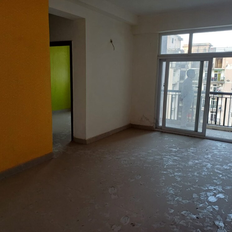 Room, amrapali-zodiac 2.5 Bedroom 1075 Sq.Ft. Apartment In Sector 120 Noida 8058582