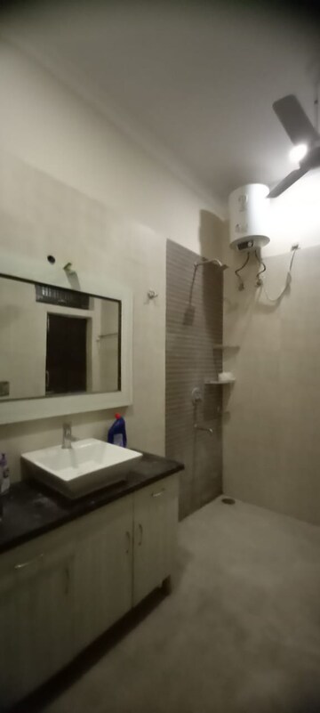 Bathroom in 3 BHK Independent House at Sahastradhara Road – for Rent