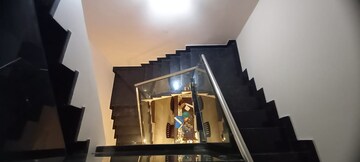Furnished Amenities in 3 BHK Independent House at Sahastradhara Road – for Rent