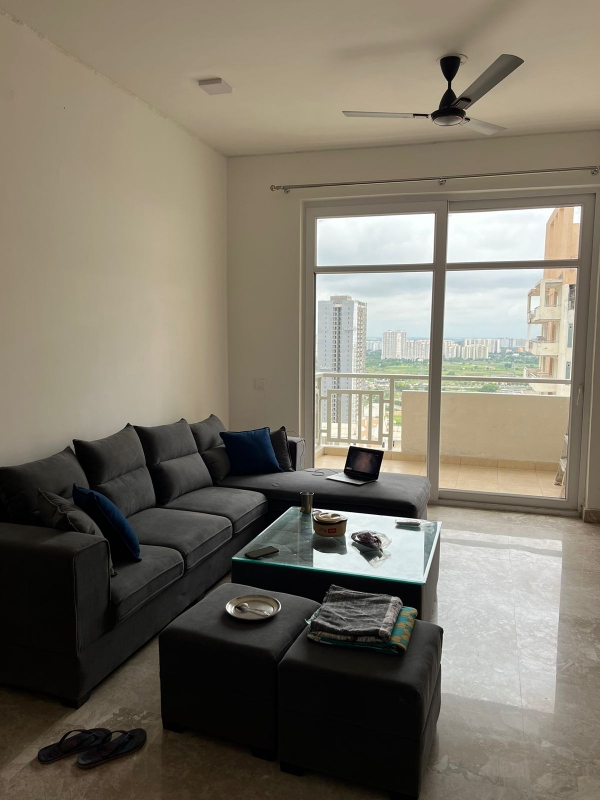 2 BHK + Extra Room Apartment For Sale in SS The Leaf