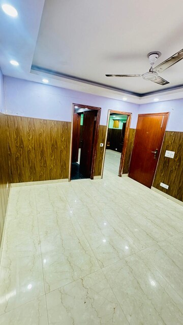 Bedroom in 1 BHK Builder Floor at Saket – for Rent