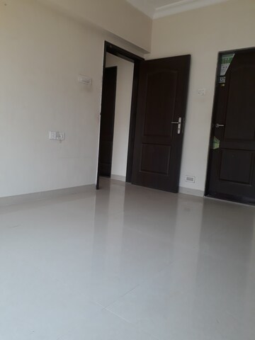 Furnished Amenities in 2 BHK Apartment at K Raheja Interface Heights, Malad West – for Sale