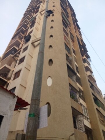 1 BHK Apartment For Rent in Romell Empress Borivali West Mumbai  8058743