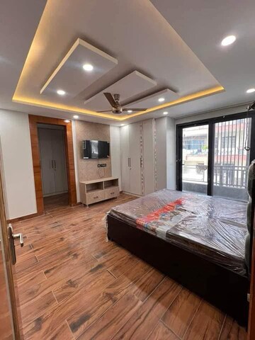 Bedroom in 2 BHK Apartment at Saket – for Rent