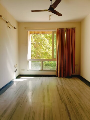 Room in 2 BHK Apartment at Vijay Enclave, Waghbil – for Rent