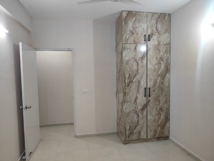 Room, signature-global-solera-2 2 Bedroom 577 Sq.Ft. Apartment In Sector 107 Gurgaon 8058825