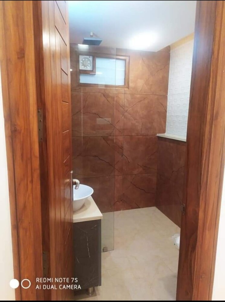 Bathroom, tdi-the-retreat 3 Bedroom 250 Sq.Yd. Apartment In Sector 89 Faridabad 8058822