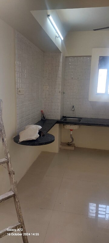 Bathroom in 2 BHK Apartment at Shree Royal Solus, Baner – for Rent