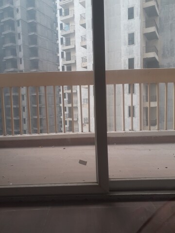 Kitchen in 2.5 BHK Apartment at Aarcity Regency Park, Sector 16c Greater Noida – for Rent