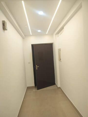 Building Lobby in 2.5 BHK Apartment at Logix Blossom Greens, Sector 143 – for Rent