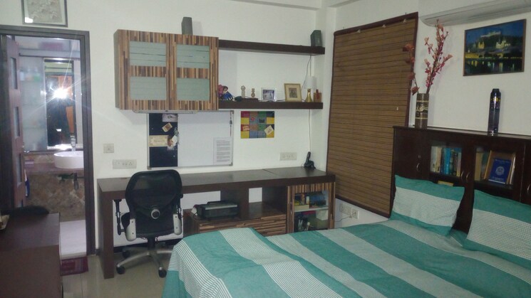 Bedroom, anand vihar 5 Bedroom 4200 Sq.Ft. Penthouse In Anand Vihar Ghaziabad 8058929