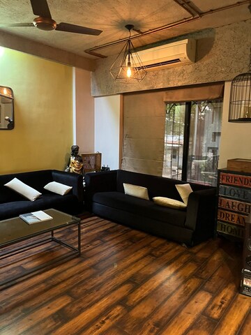 2 BHK Apartment For Rent in Juhu