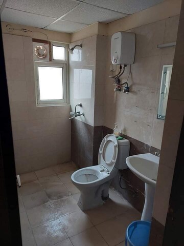 Bathroom in 3.5 BHK Apartment at Jaypee Greens Kosmos, Sector 134 – for Rent