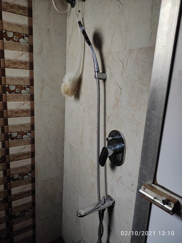 Furnished Amenities in 1 BHK Apartment at Deonar Apartments, Chembur – for Rent