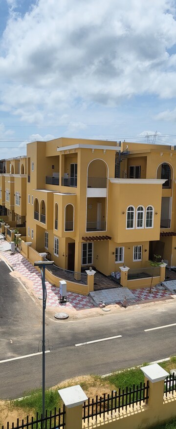 4 BHK Villa – Exterior View View at Mansarovar Extension - for Sale