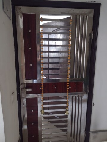 Staircase in 3 BHK Apartment at Sector 47 – for Rent