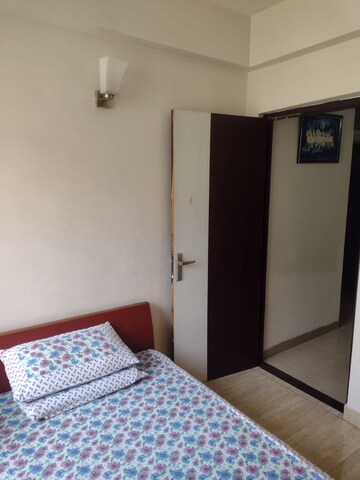 Bedroom in 3 BHK Apartment at Sector 47 – for Rent