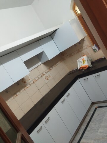 Kitchen in 2.5 BHK Independent House at Gomti Nagar – for Rent