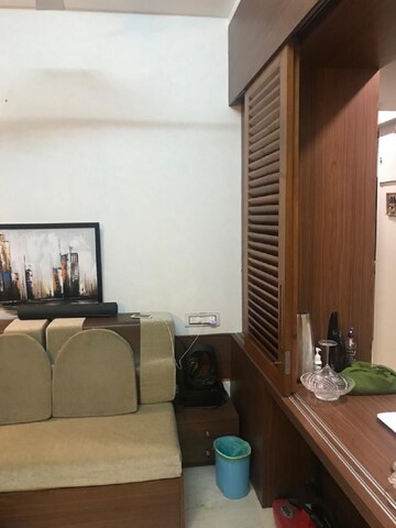 Bedroom in 2 BHK Apartment at Bandra West – for Rent