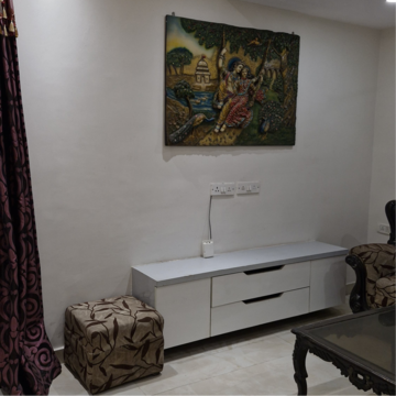 Living Room in 5 BHK Independent House at RWA Apartments Sector 26, Arun Vihar – for Rent