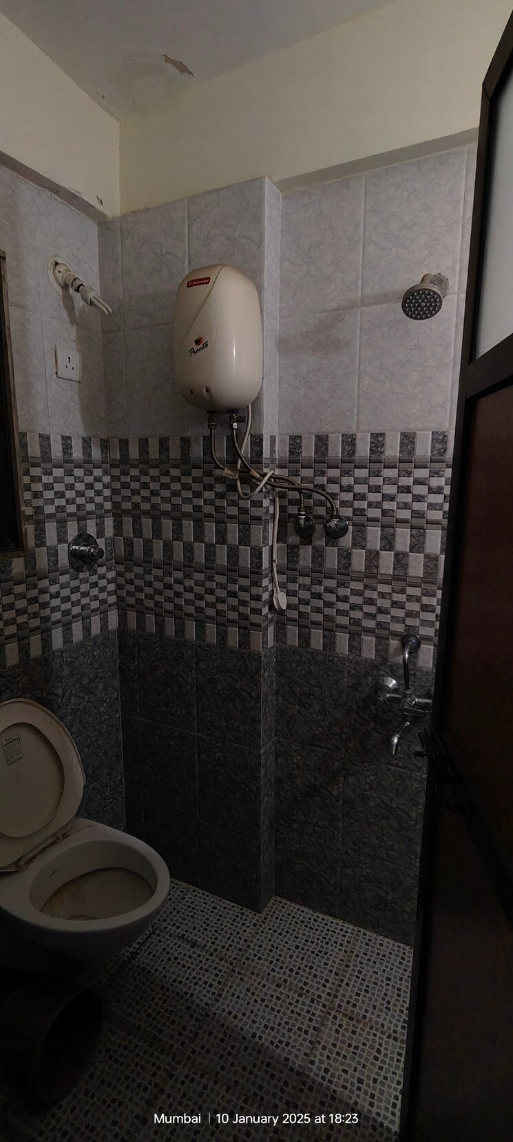 Bathroom, bhandup east 2 Bedroom 780 Sq.Ft. Apartment In Bhandup East Mumbai 8059209