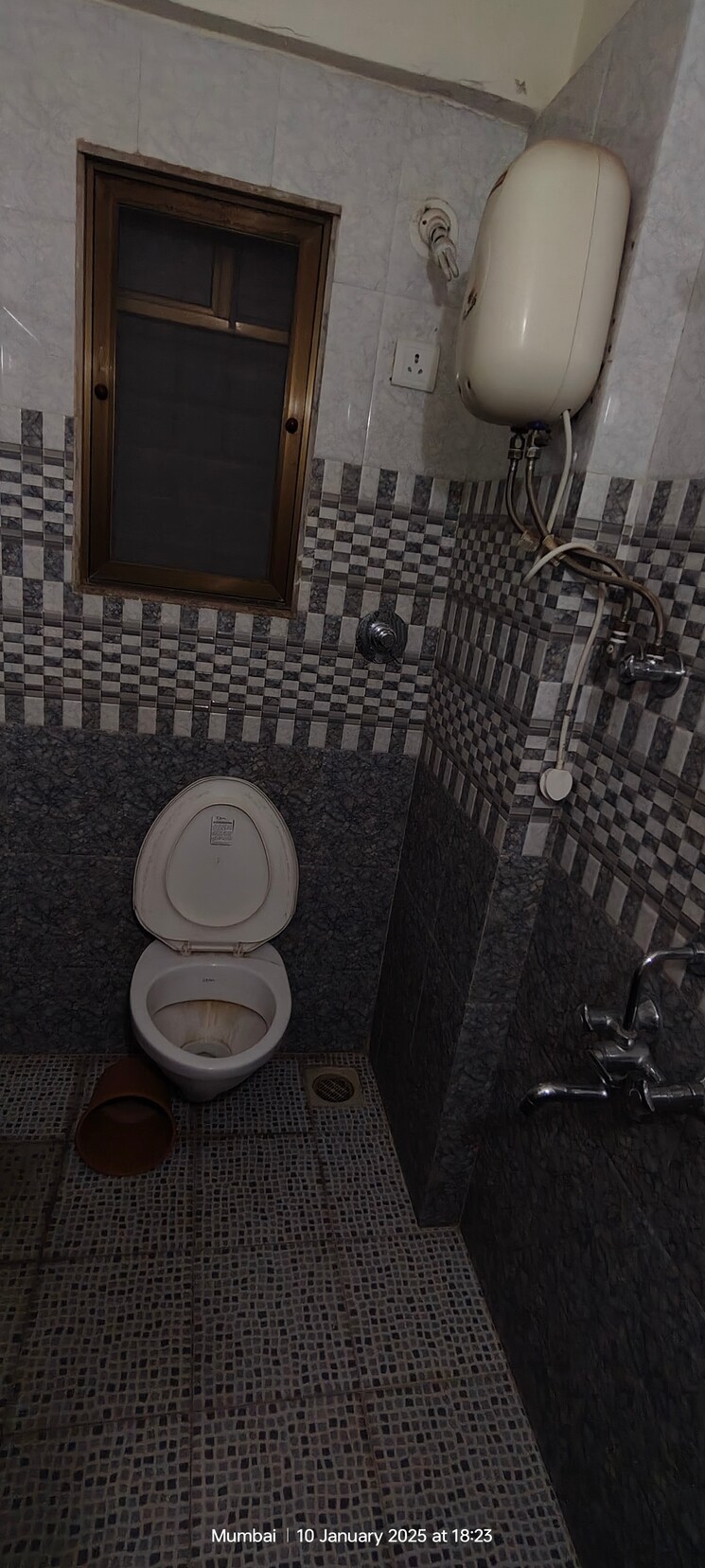 Bathroom, bhandup east 2 Bedroom 780 Sq.Ft. Apartment In Bhandup East Mumbai 8059209