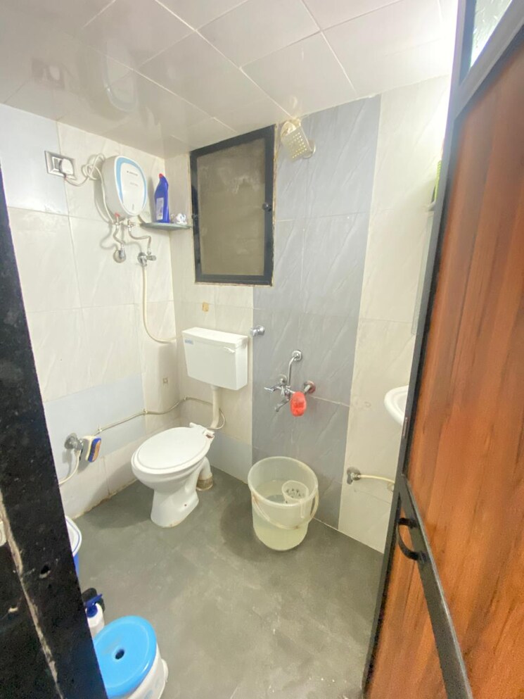 Bathroom, hdil-residency-park-1 2 Bedroom 760 Sq.Ft. Apartment In Virar West Palghar 8059243