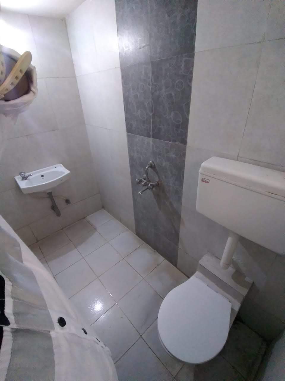 Bathroom, hdil-residency-park-1 4 Bedroom 1520 Sq.Ft. Apartment In Virar West Palghar 8059279