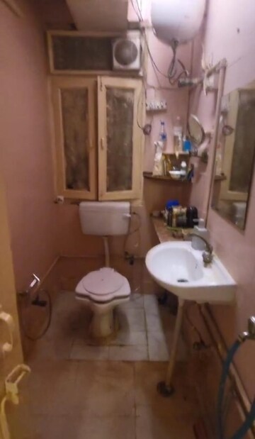 Bathroom in 3 BHK Builder Floor at Mahavir Enclave 3 – for Sale