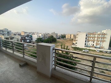 4 BHK Builder Floor – Exterior View View at Uday Arden 45, Sector 45 - for Rent