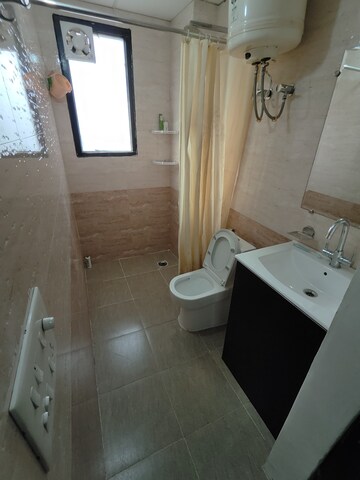 Bathroom in 4 BHK Builder Floor at Sushant Lok 3, Sector 57 – for Rent