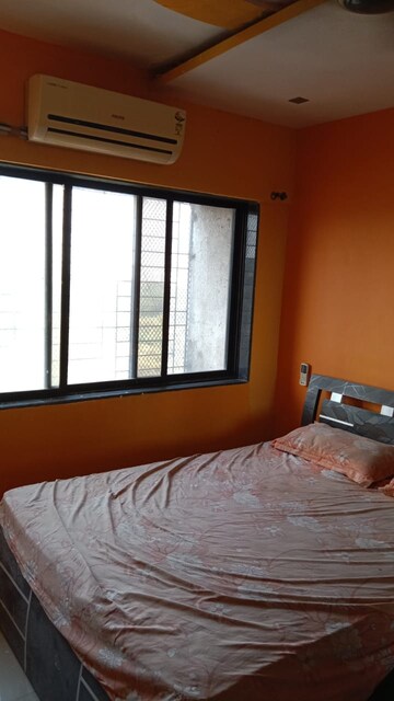 Room in 2 BHK Apartment at Royal Palms Diamond Isle Phase III, Goregaon East – for Rent