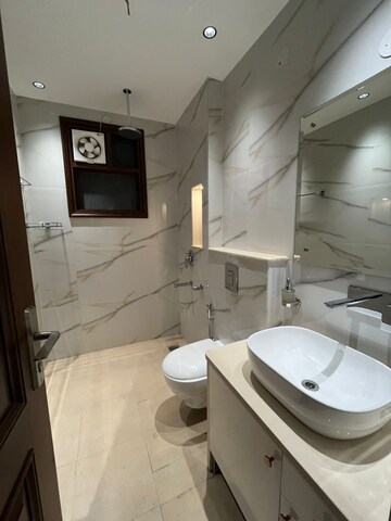 Bathroom in 3 BHK Builder Floor at Ansal Sushant Lok I, Sector 43 – for Rent